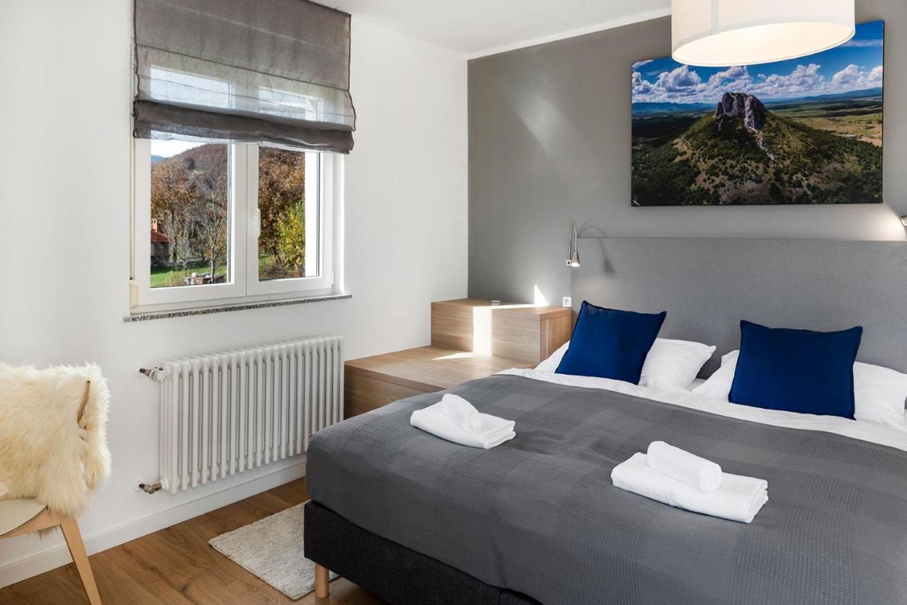 Velebit Lodge Lovinac  Екстериор снимка