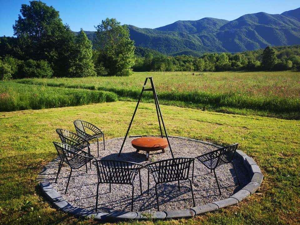 Velebit Lodge Lovinac  Екстериор снимка
